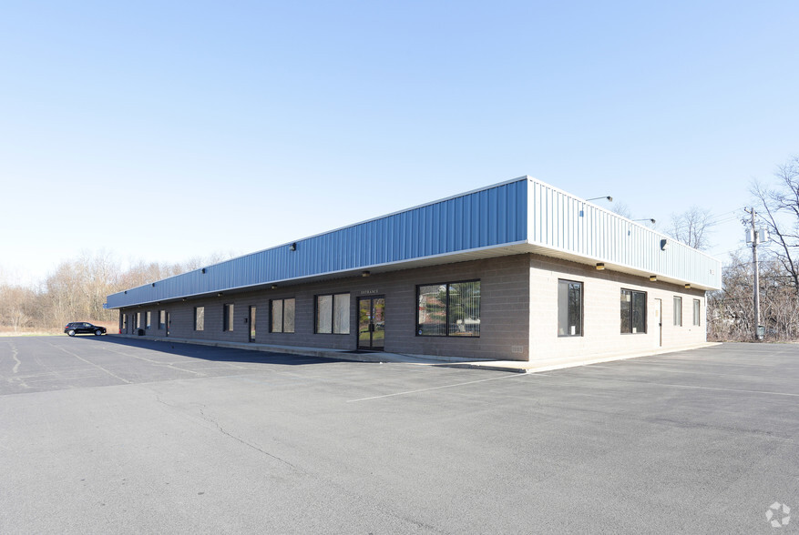 1650 Crane St, Schenectady, NY for lease - Primary Photo - Image 1 of 5