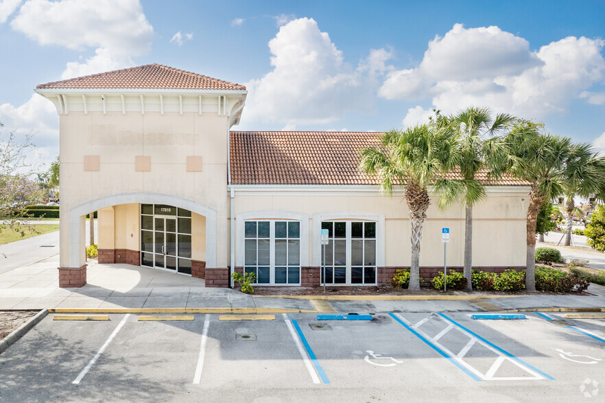 17810 Ben Hill Griffin Pky, Fort Myers, FL for lease - Primary Photo - Image 1 of 7