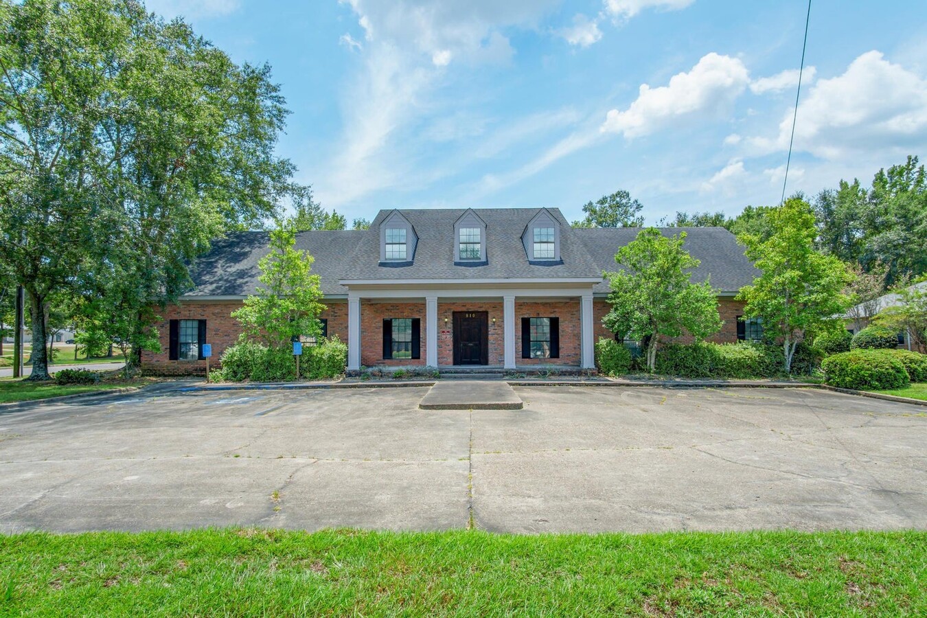 810 Hardy St, Hattiesburg, MS 39401 | LoopNet