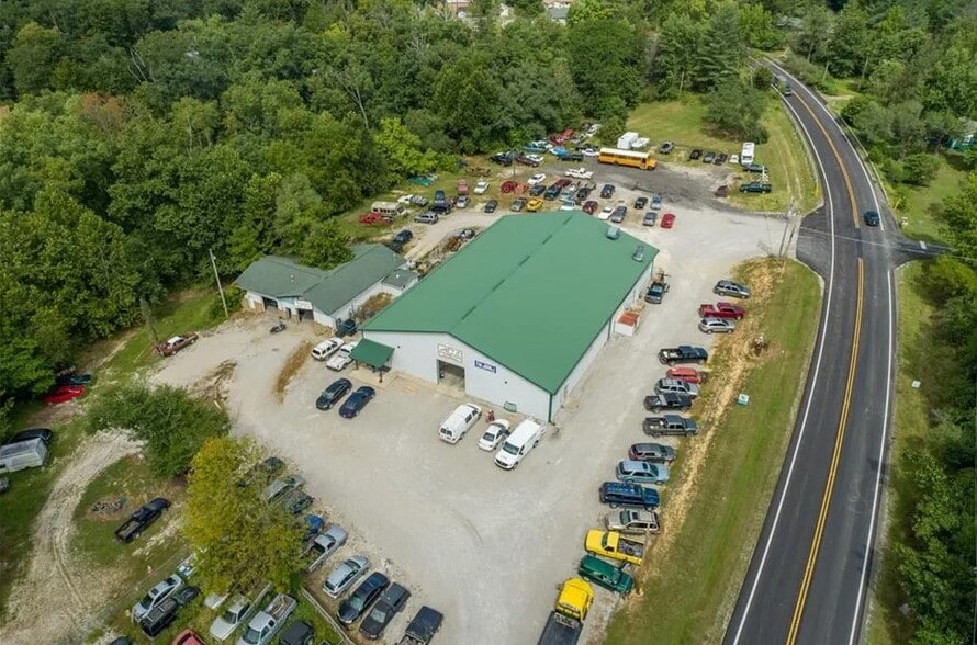 1814 State Road 135 N, Nashville, IN for sale - Primary Photo - Image 1 of 1