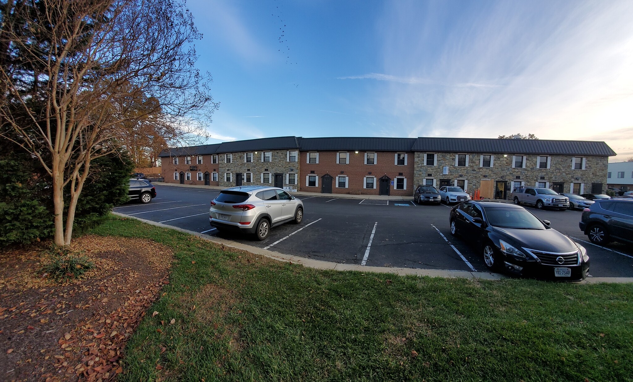 8101 Hinson Farm Rd, Alexandria, VA 22306 Hinson Farm