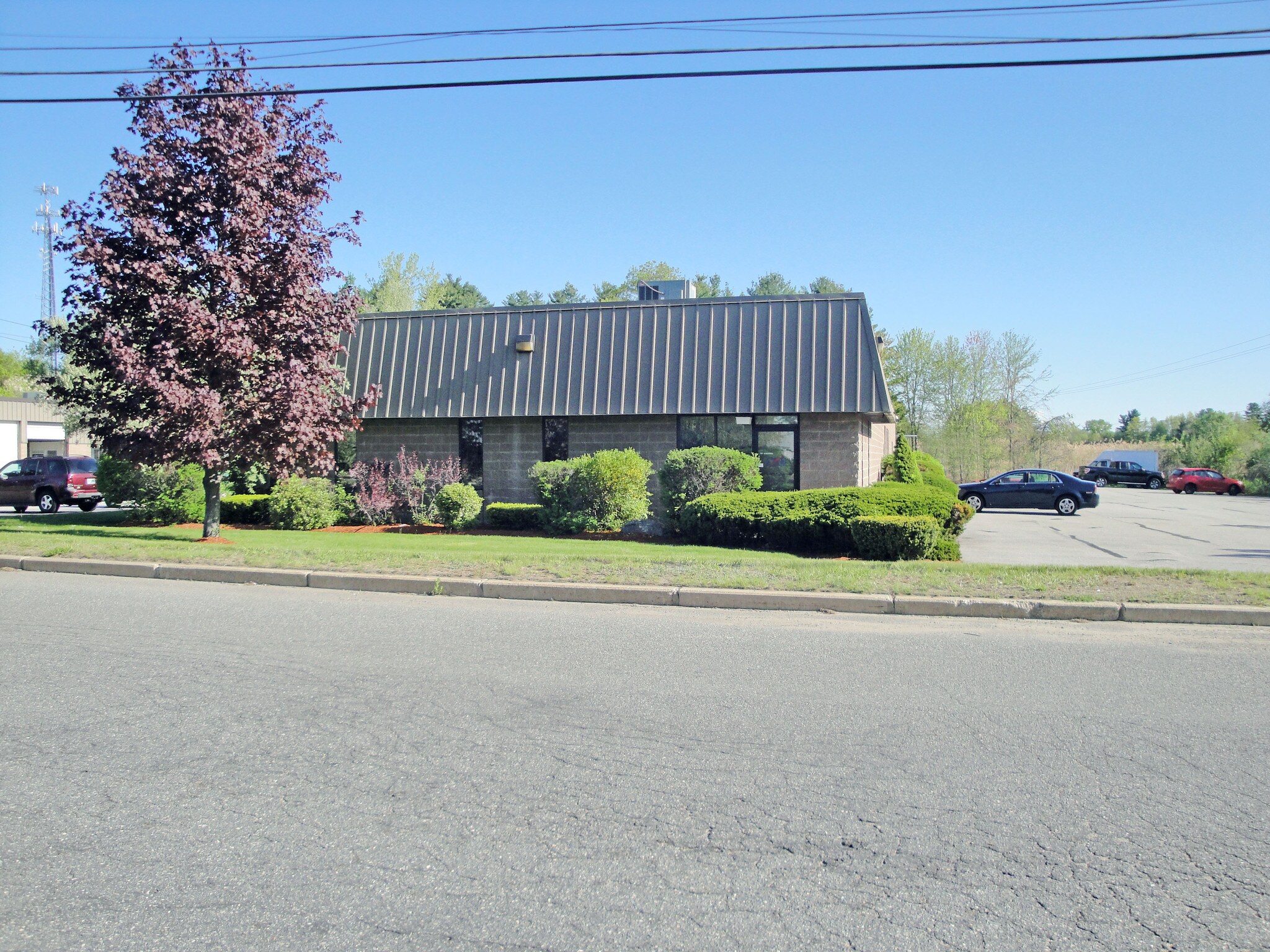 100 Zachary Rd, Manchester, NH for sale Building Photo- Image 1 of 1