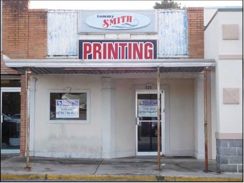 1713 Watson Blvd, Warner Robins, GA for sale - Primary Photo - Image 1 of 1