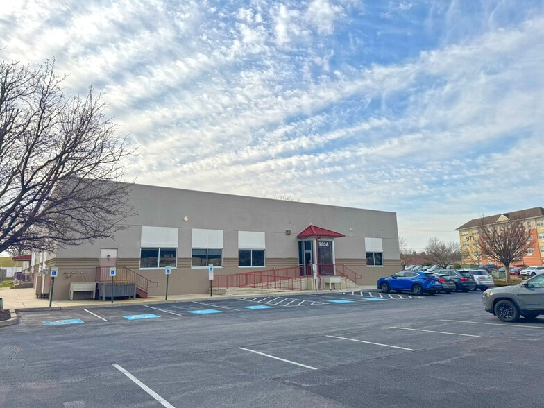 983 E Lancaster Ave, Downingtown, PA for sale - Building Photo - Image 1 of 6