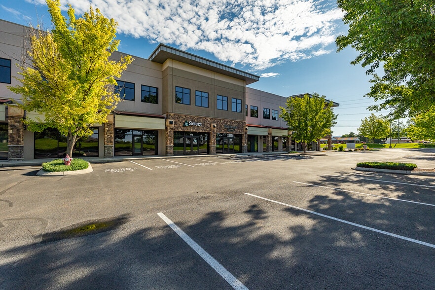 9050 W Overland Rd, Boise, ID for lease - Building Photo - Image 2 of 8