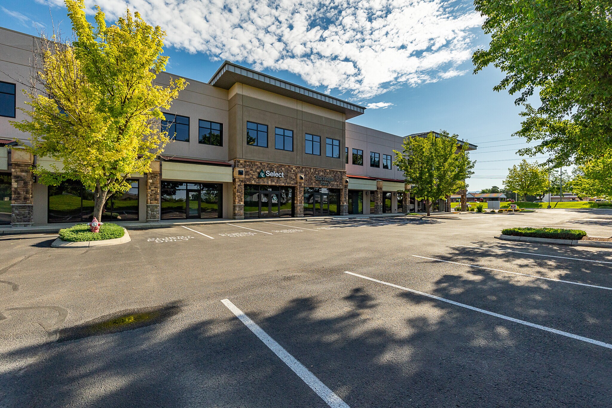 9050 W Overland Rd, Boise, ID for lease Primary Photo- Image 1 of 9