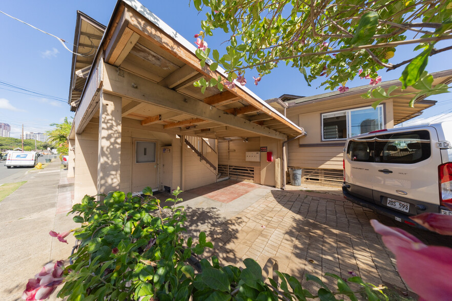 1146 Elm St, Honolulu, HI for sale - Building Photo - Image 2 of 26