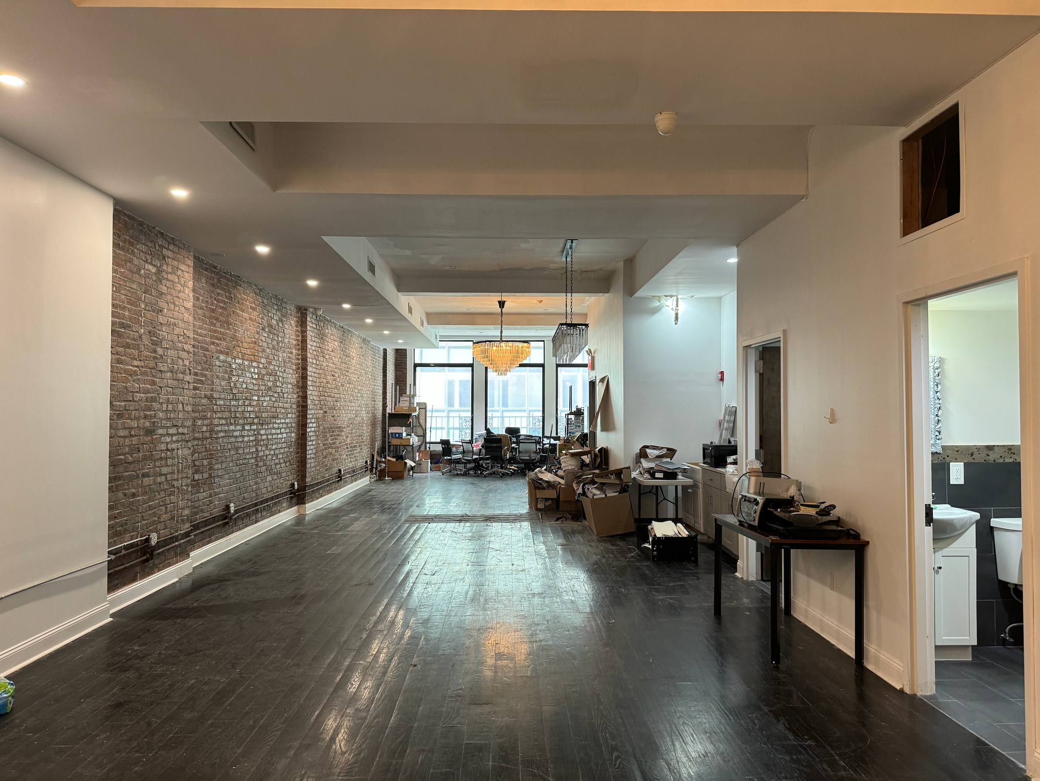 4 E 46th St, New York, NY for lease Building Photo- Image 1 of 13