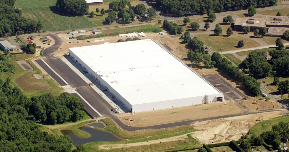 113 N Maple St, Enfield, CT for lease - Aerial - Image 2 of 8