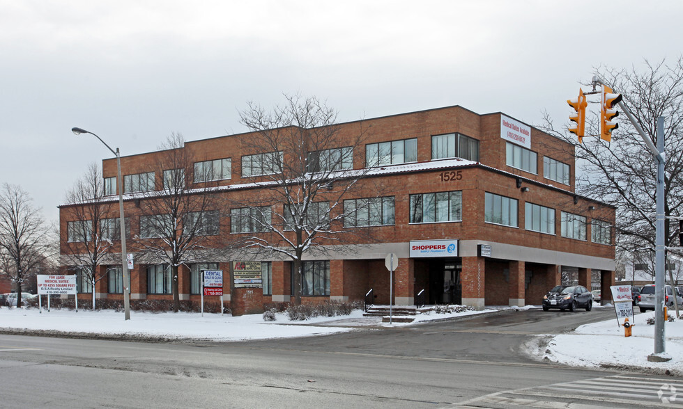 1525 Albion Rd, Toronto, ON for lease - Building Photo - Image 2 of 6