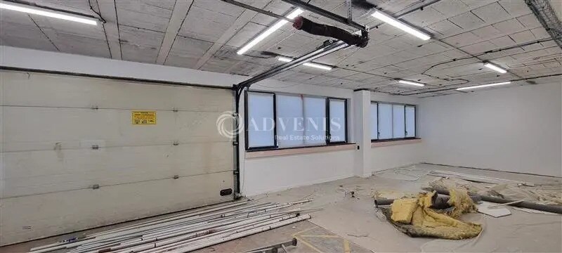 Industrial in Wasquehal for lease - Interior Photo - Image 2 of 8