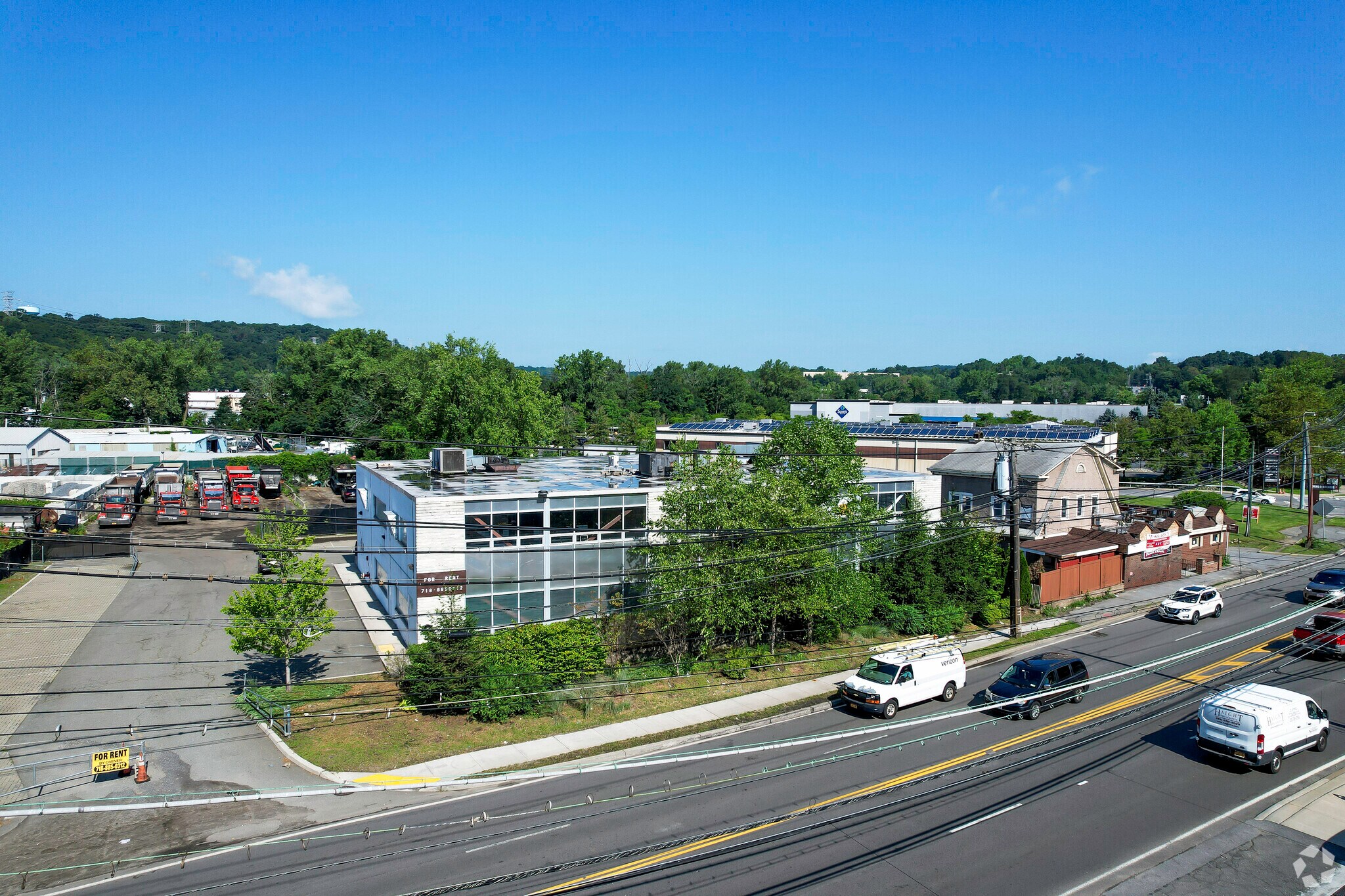 249 Saw Mill River Rd, Elmsford, NY 10523 | LoopNet - 777 Old Saw Mill River Road Tarrytown Ny