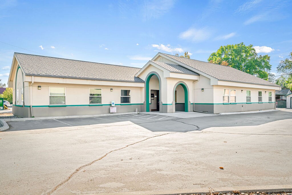 1416 Summitview Ave, Yakima, WA 98902