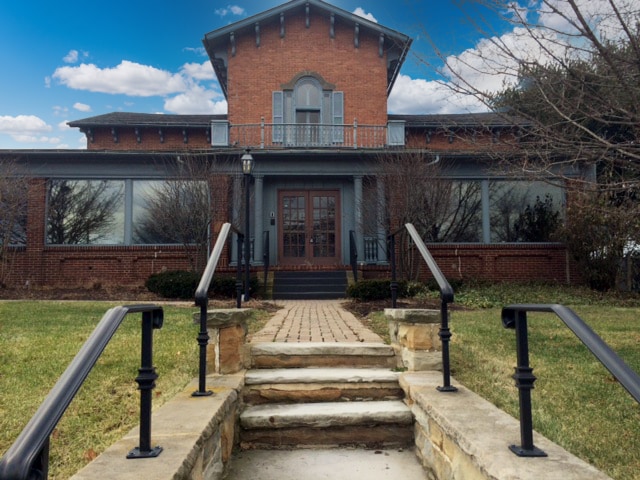 33 Public Sq, Brecksville, OH for lease - Building Photo - Image 3 of 22