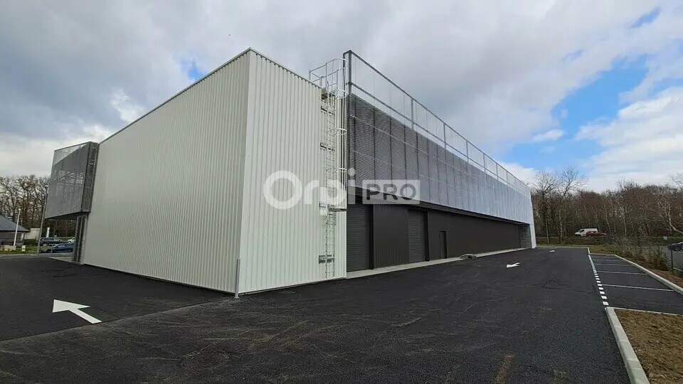 Flex in Pau for lease - Building Photo - Image 3 of 10