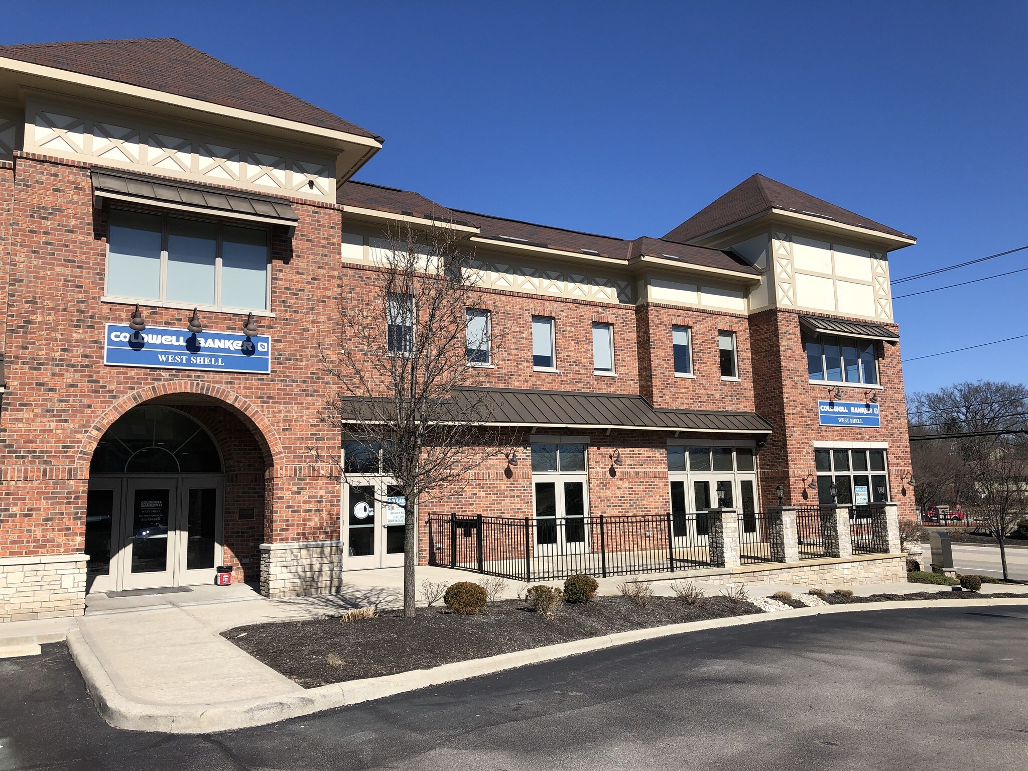 9321 Montgomery Rd, Montgomery, OH 45242 Retail for Lease