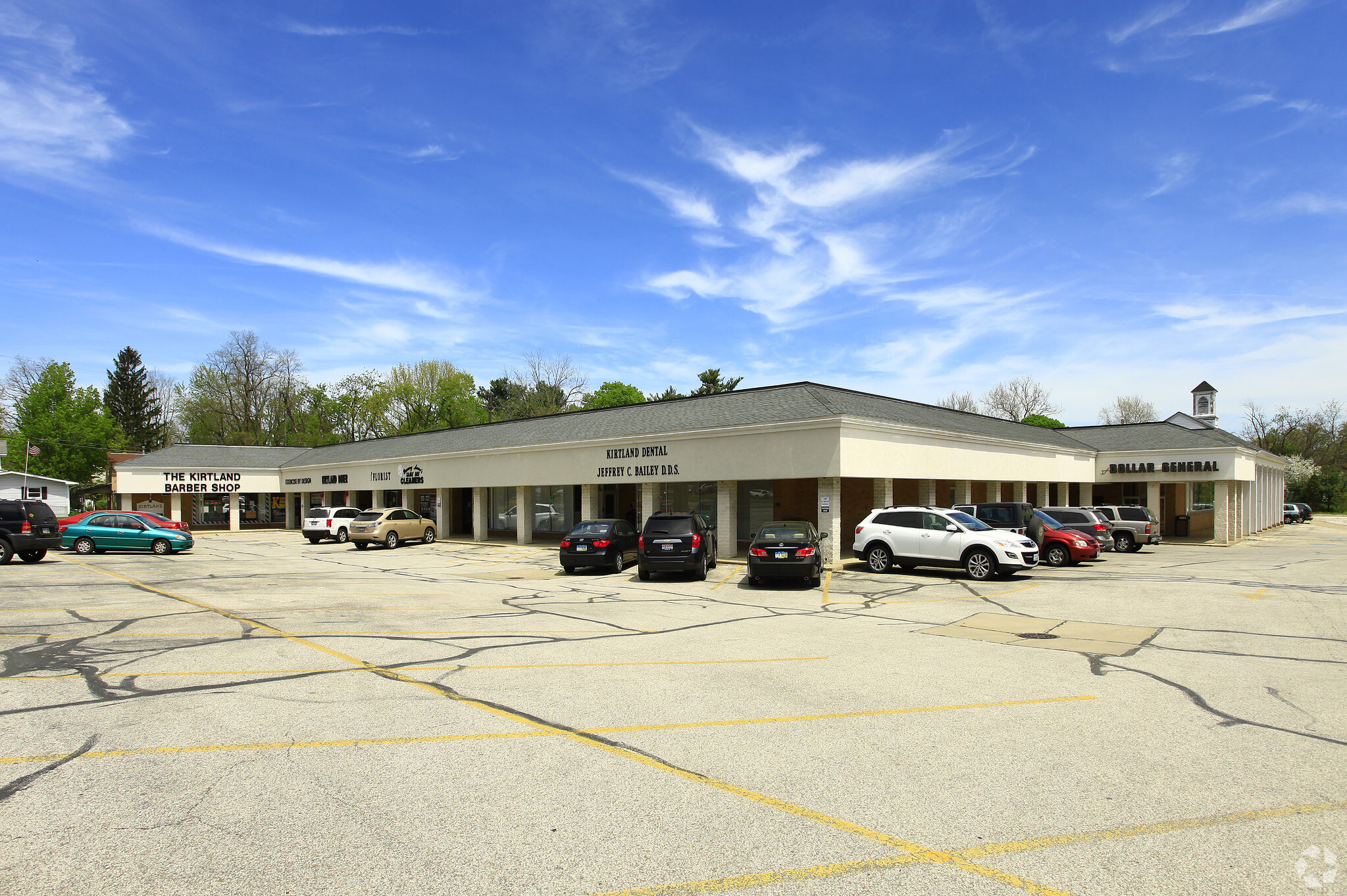 9177-9193 Chillicothe Rd, Willoughby, OH for lease Primary Photo- Image 1 of 16