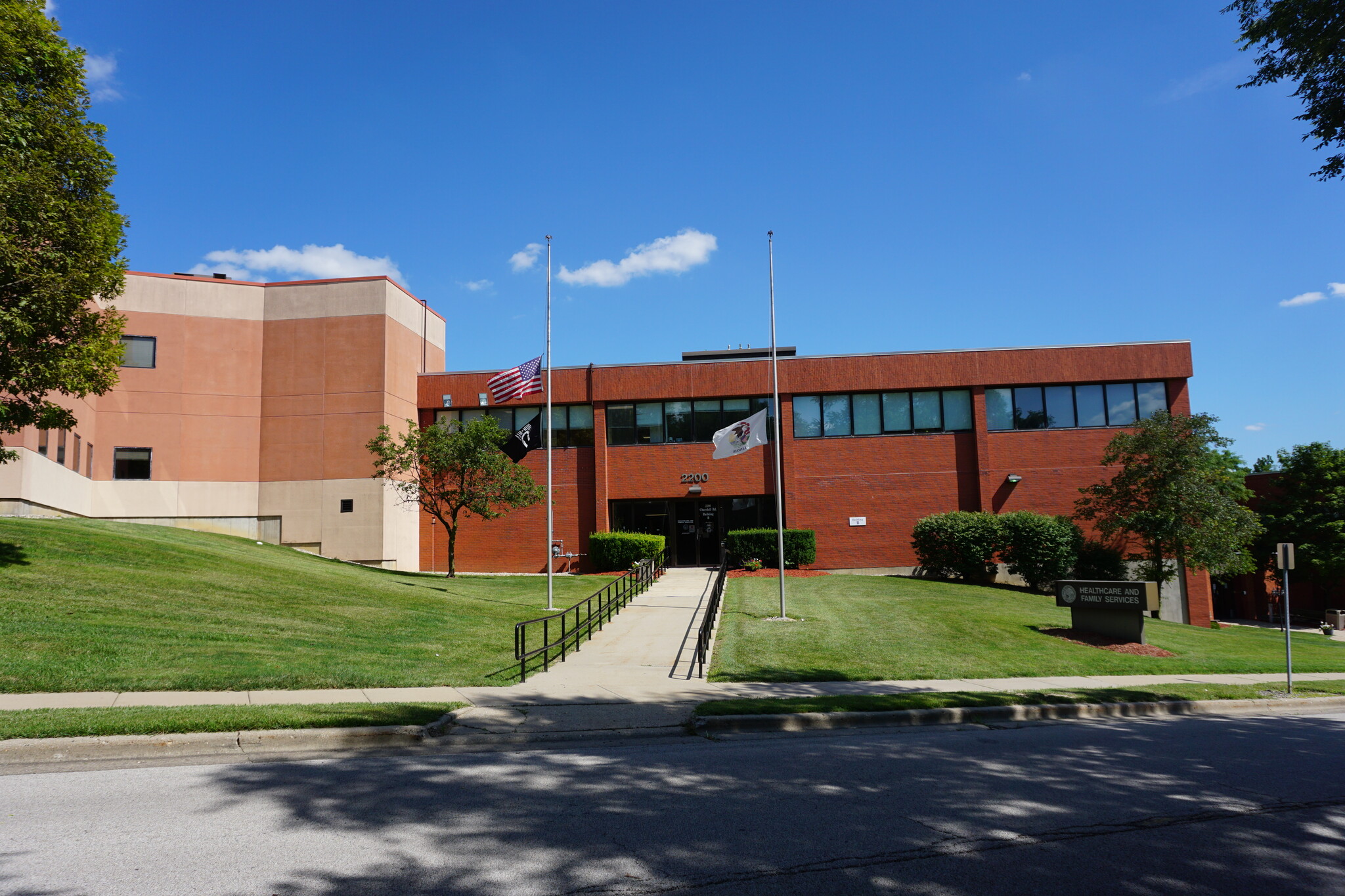 2200 Churchill Rd, Springfield, IL for sale Building Photo- Image 1 of 1