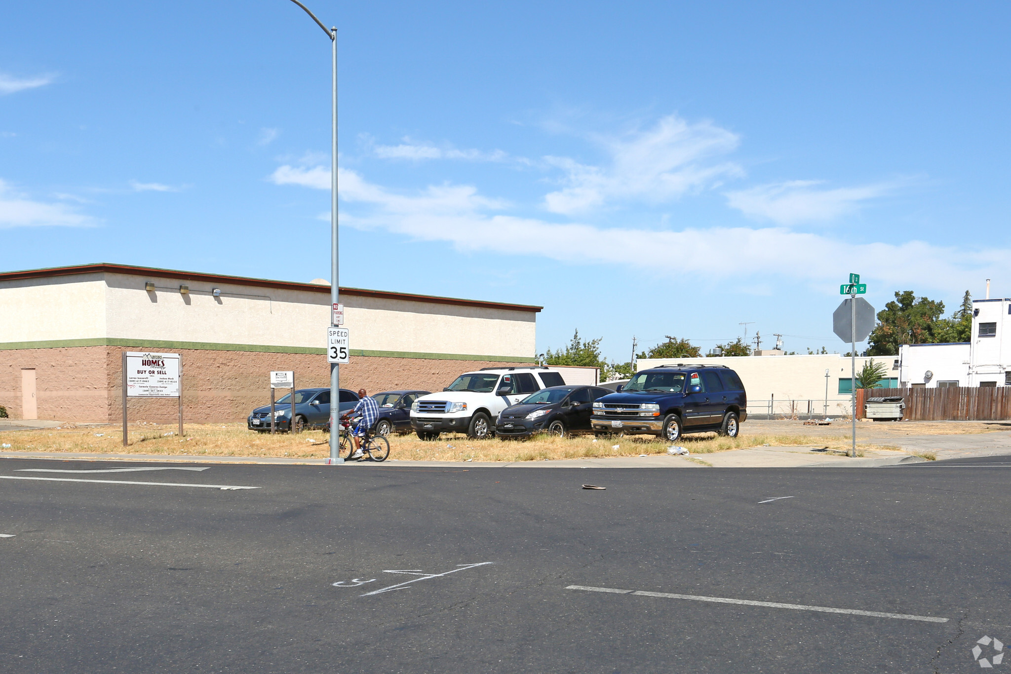 999 W 16th St, Merced, CA for sale Primary Photo- Image 1 of 1