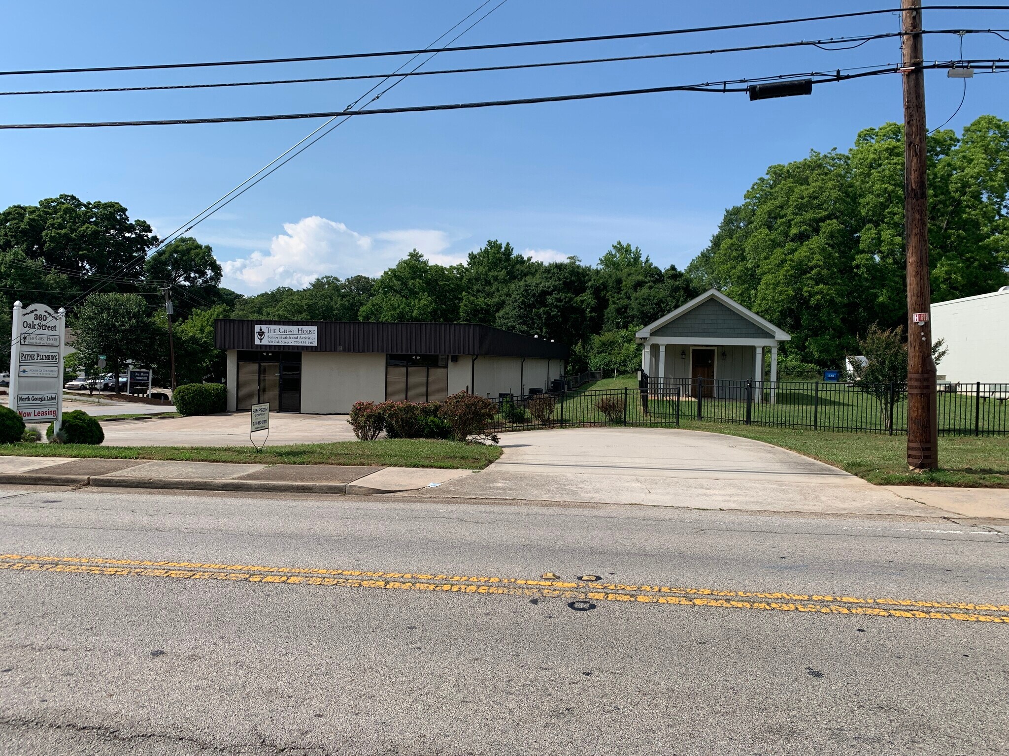 360 Oak St, Gainesville, GA for sale Primary Photo- Image 1 of 1