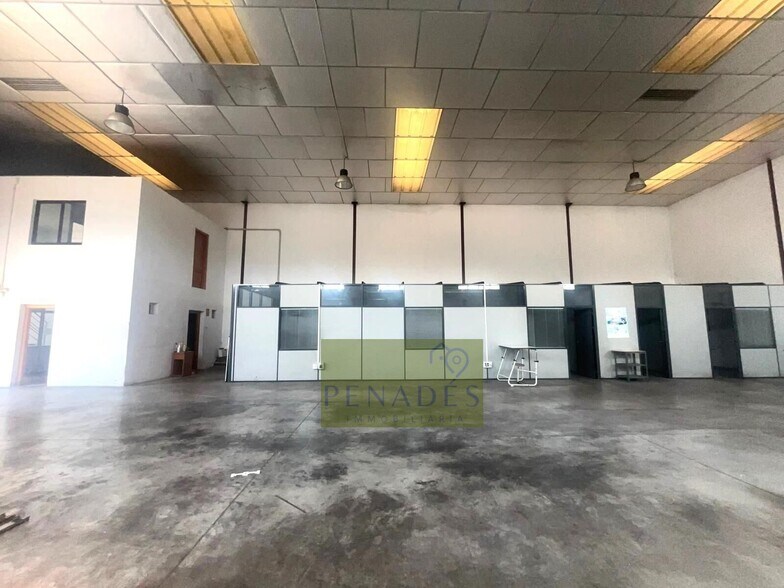 Industrial in HOSPITAL DE ÓRBIGO for lease - Building Photo - Image 1 of 16