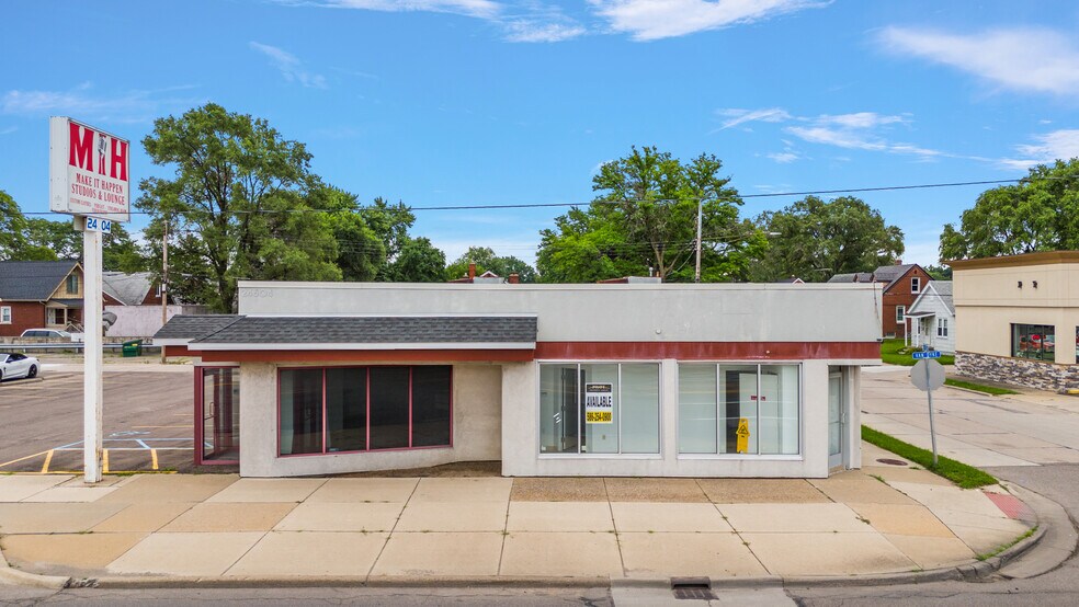 24604 Van Dyke Ave, Center Line, MI for sale - Primary Photo - Image 1 of 1