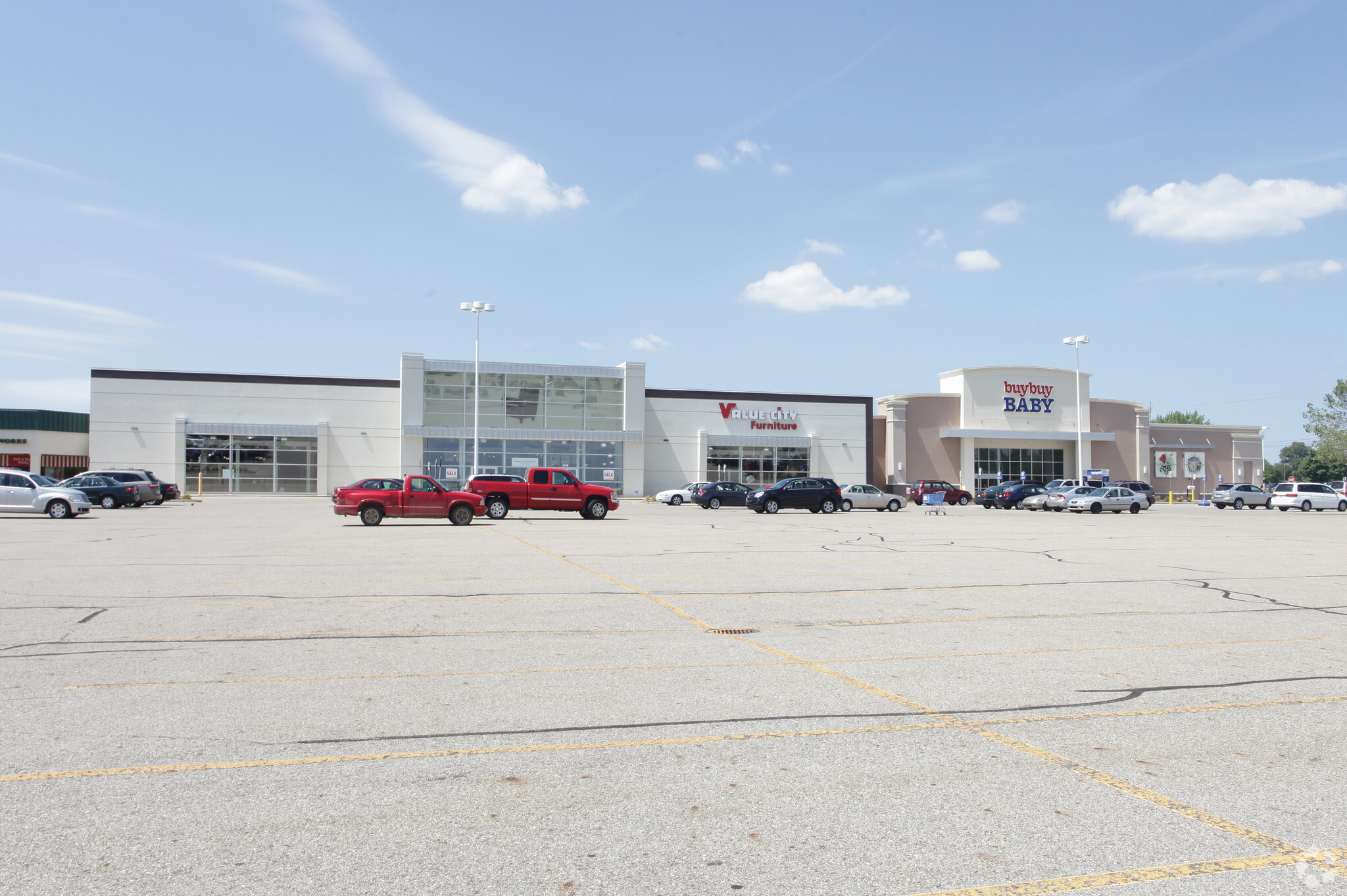 4120-4250 28th St SE, Kentwood, MI for lease Building Photo- Image 1 of 3