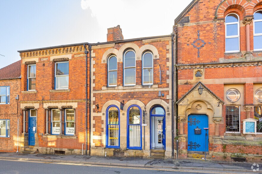 18 Exchange St, Driffield for sale - Primary Photo - Image 1 of 1