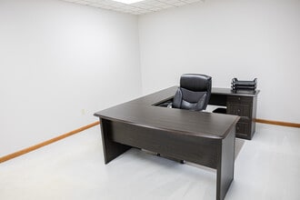 6373 Kittyhawk Commons Blvd, Dayton, OH for lease Interior Photo- Image 2 of 6