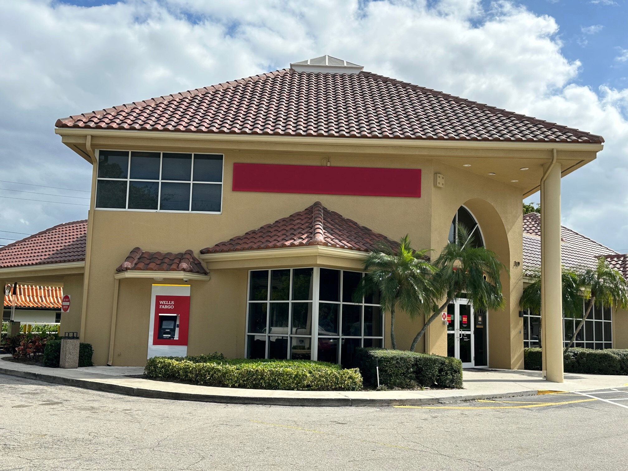 319 Lake Ave, Lake Worth, FL for sale Building Photo- Image 1 of 1