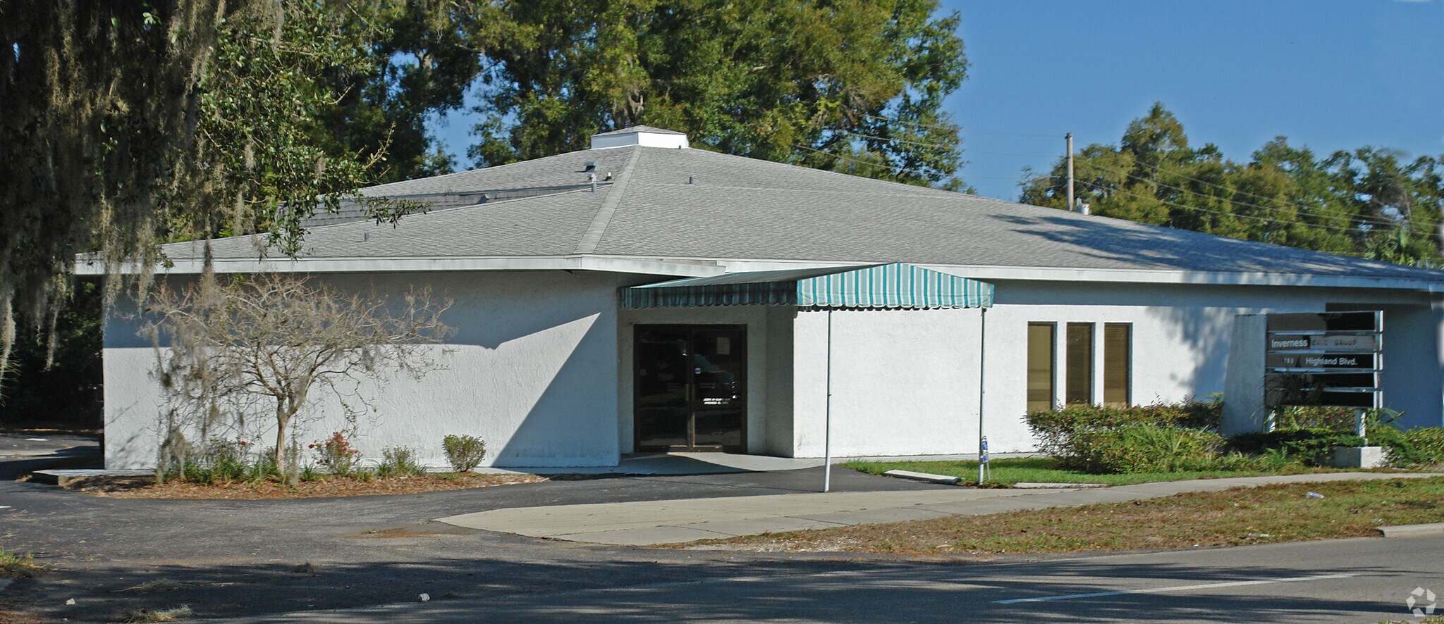 208 W Highlands Blvd, Inverness, FL for sale Primary Photo- Image 1 of 1