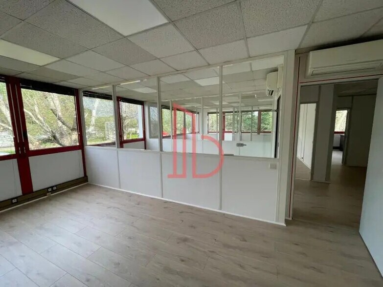 Office in Gradignan for sale - Interior Photo - Image 2 of 5