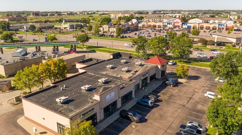 3605 W 57th St, Sioux Falls, SD for sale - Primary Photo - Image 1 of 24
