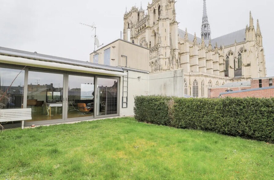 Office in Amiens for sale - Building Photo - Image 2 of 8