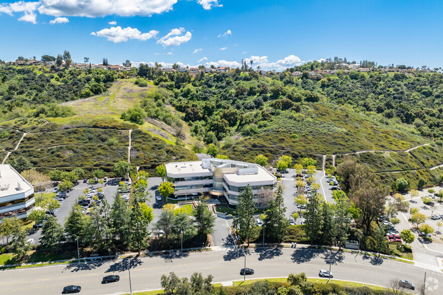 21660 Copley Dr, Diamond Bar, CA for lease - Building Photo - Image 3 of 19