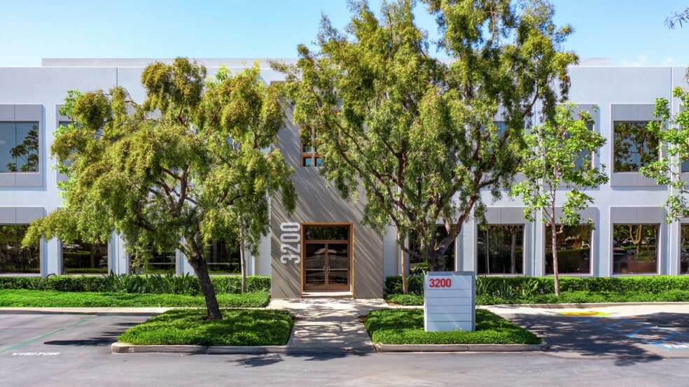3200 El Camino Real, Irvine, CA for lease - Building Photo - Image 1 of 13