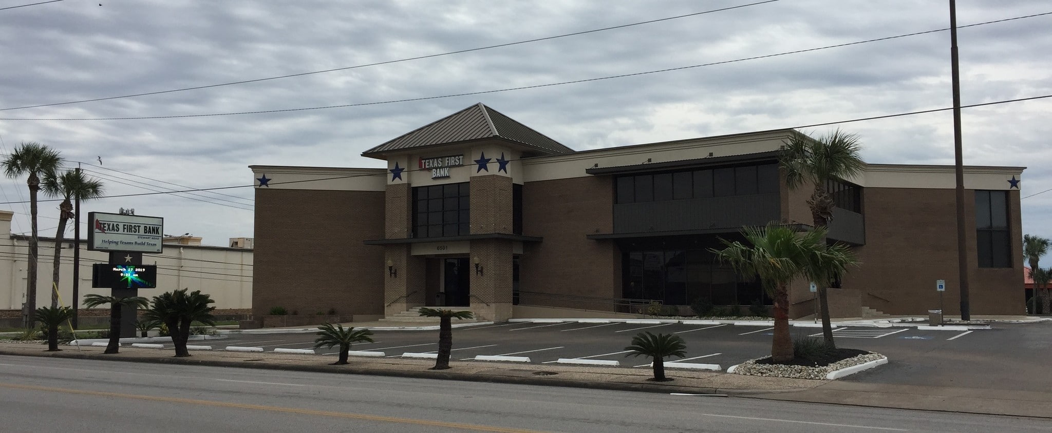 6501 Stewart Rd, Galveston, TX 77551 Up to 5,500 sf Lease
