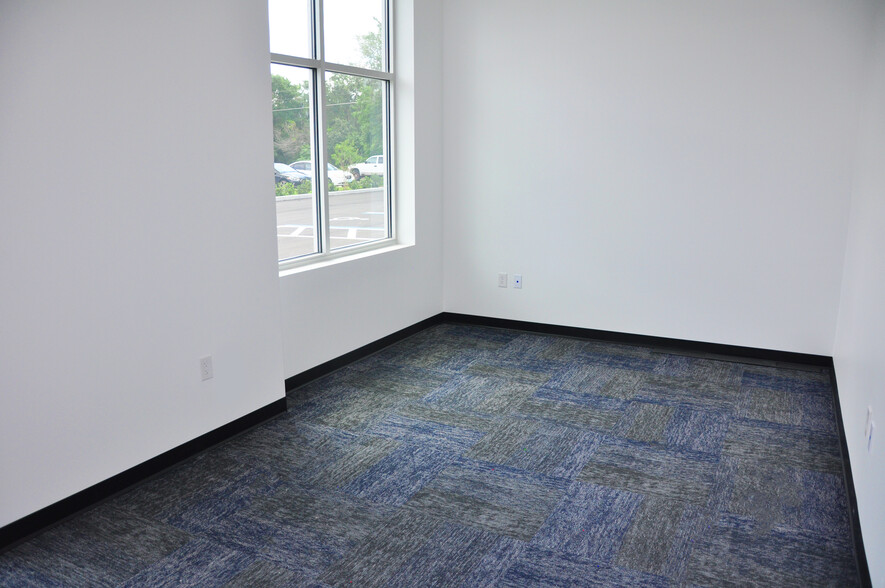 4614 36th St, Orlando, FL for lease - Interior Photo - Image 3 of 4