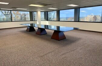 420 Lakeside Ave, Marlborough, MA for lease Interior Photo- Image 2 of 14