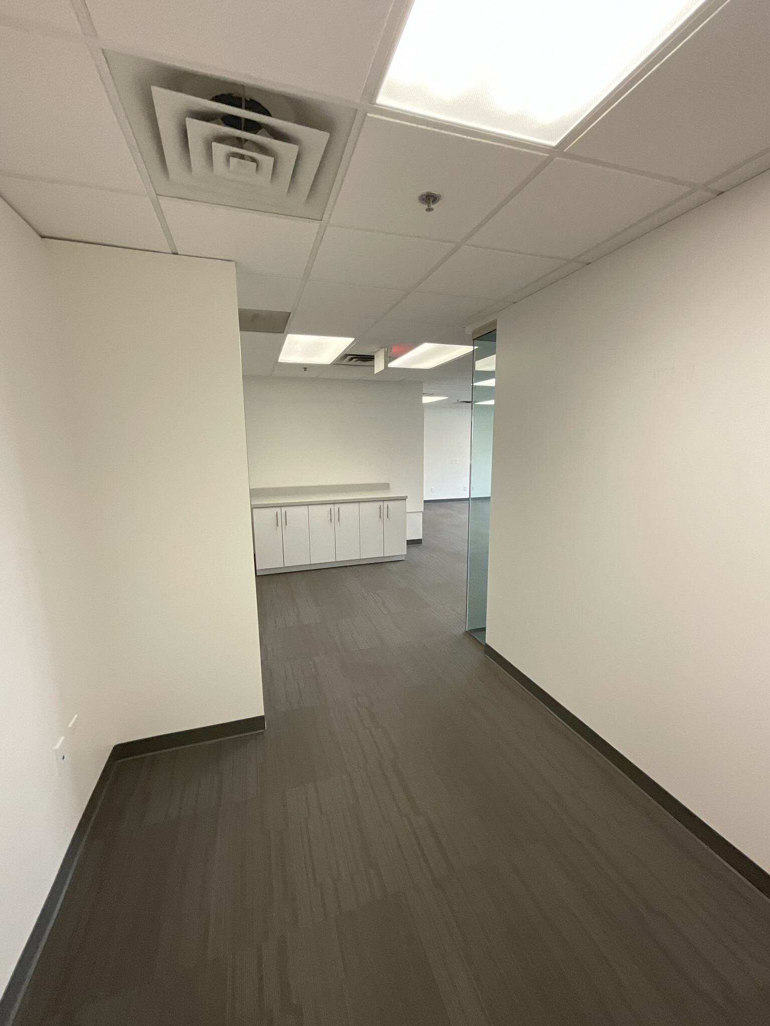 1718-1720 NW Peachtree St, Atlanta, GA for lease Interior Photo- Image 1 of 3