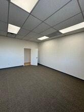 7540 Leavenworth Rd, Kansas City, KS for lease Building Photo- Image 1 of 7