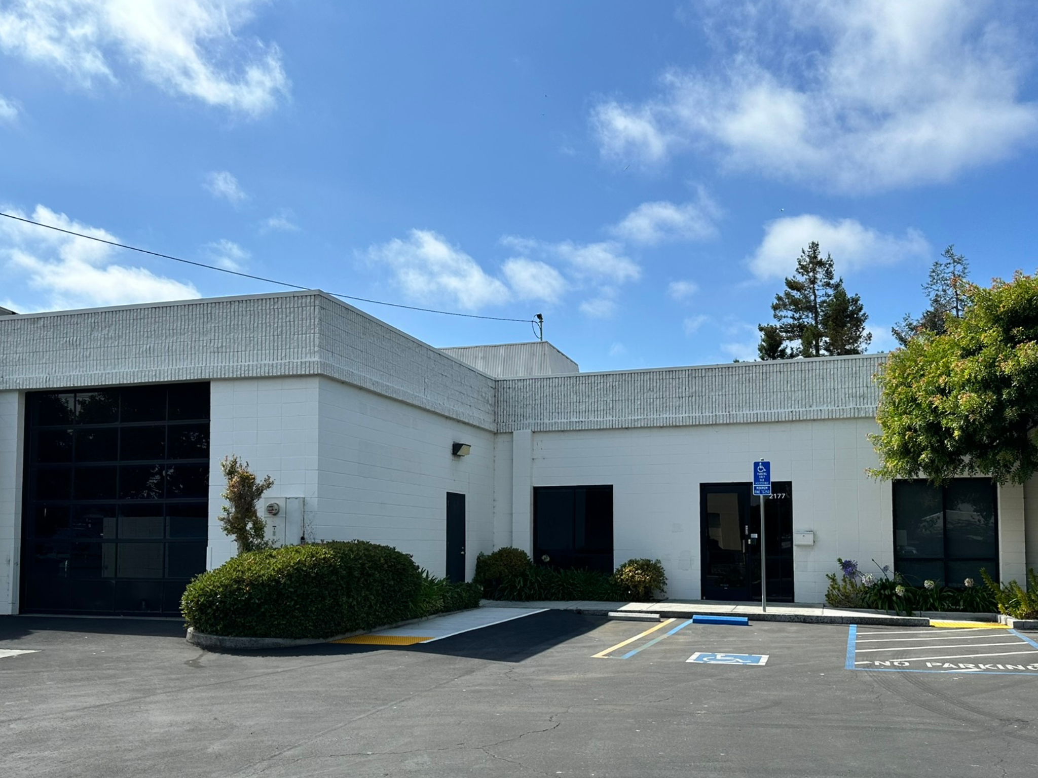 2177 Leghorn St, Mountain View, CA for lease Building Photo- Image 1 of 7