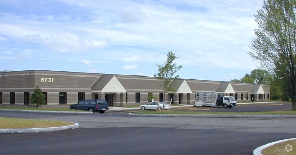 6731 Collamer Rd, E Syracuse, NY for lease - Building Photo - Image 2 of 3