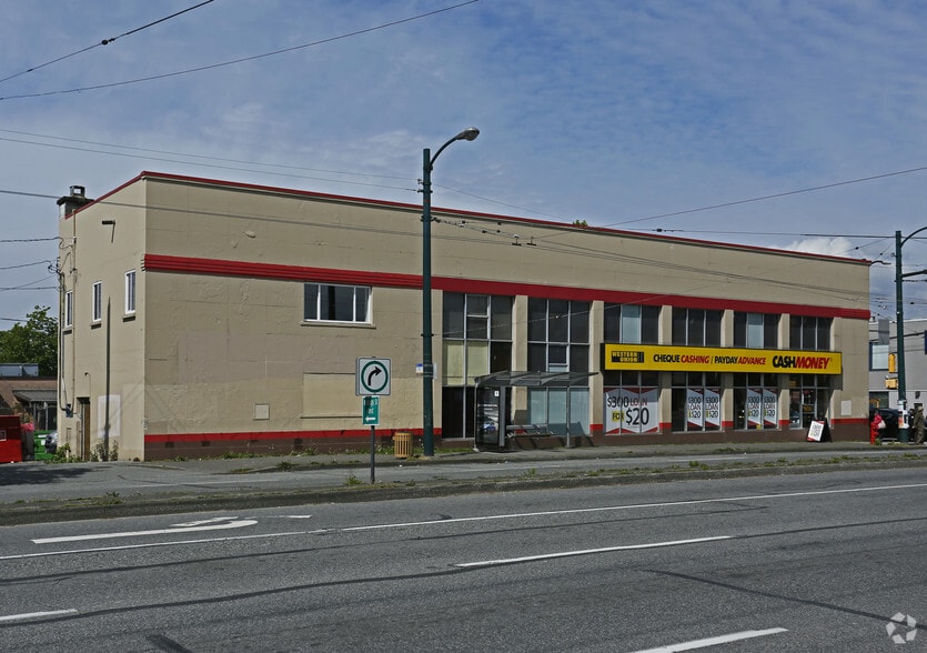 2390 E Hastings St, Vancouver, BC for lease - Building Photo - Image 3 of 7