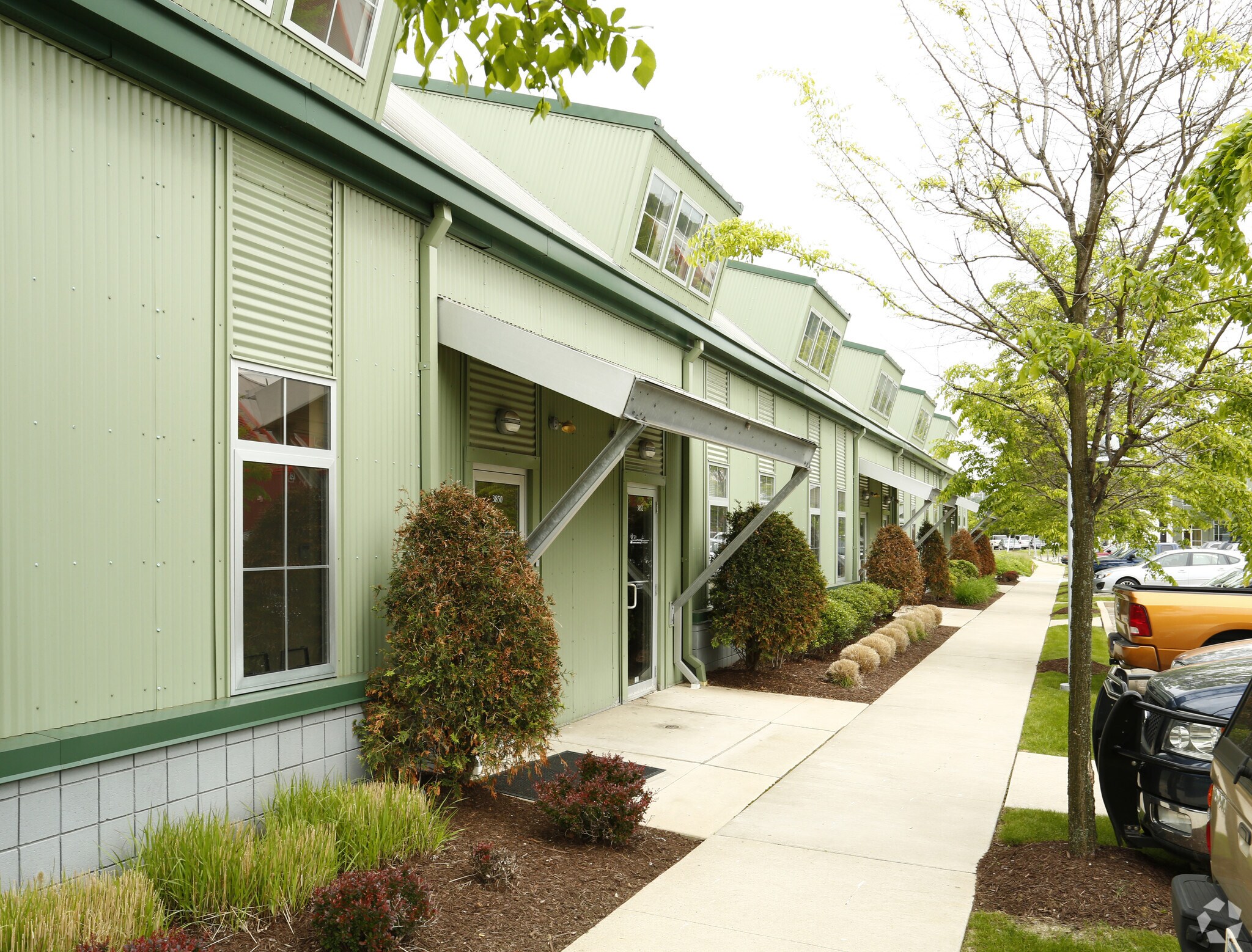 38503859 S Water St, Pittsburgh, PA 15203 Rivertech Office Works