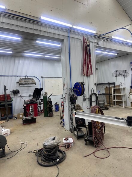 601 E 10th St, Alton, IA for sale - Building Photo - Image 2 of 30