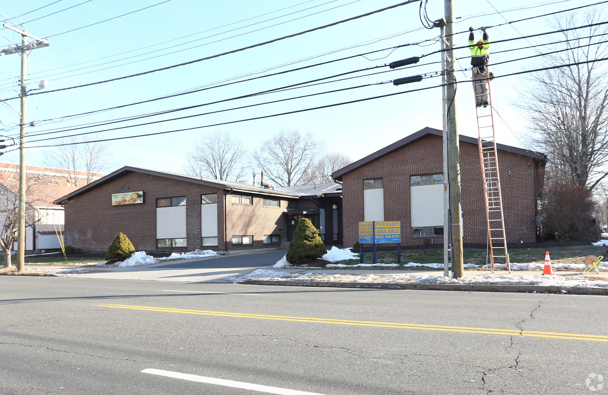 2447 Whitney Ave, Hamden, CT for sale Primary Photo- Image 1 of 1
