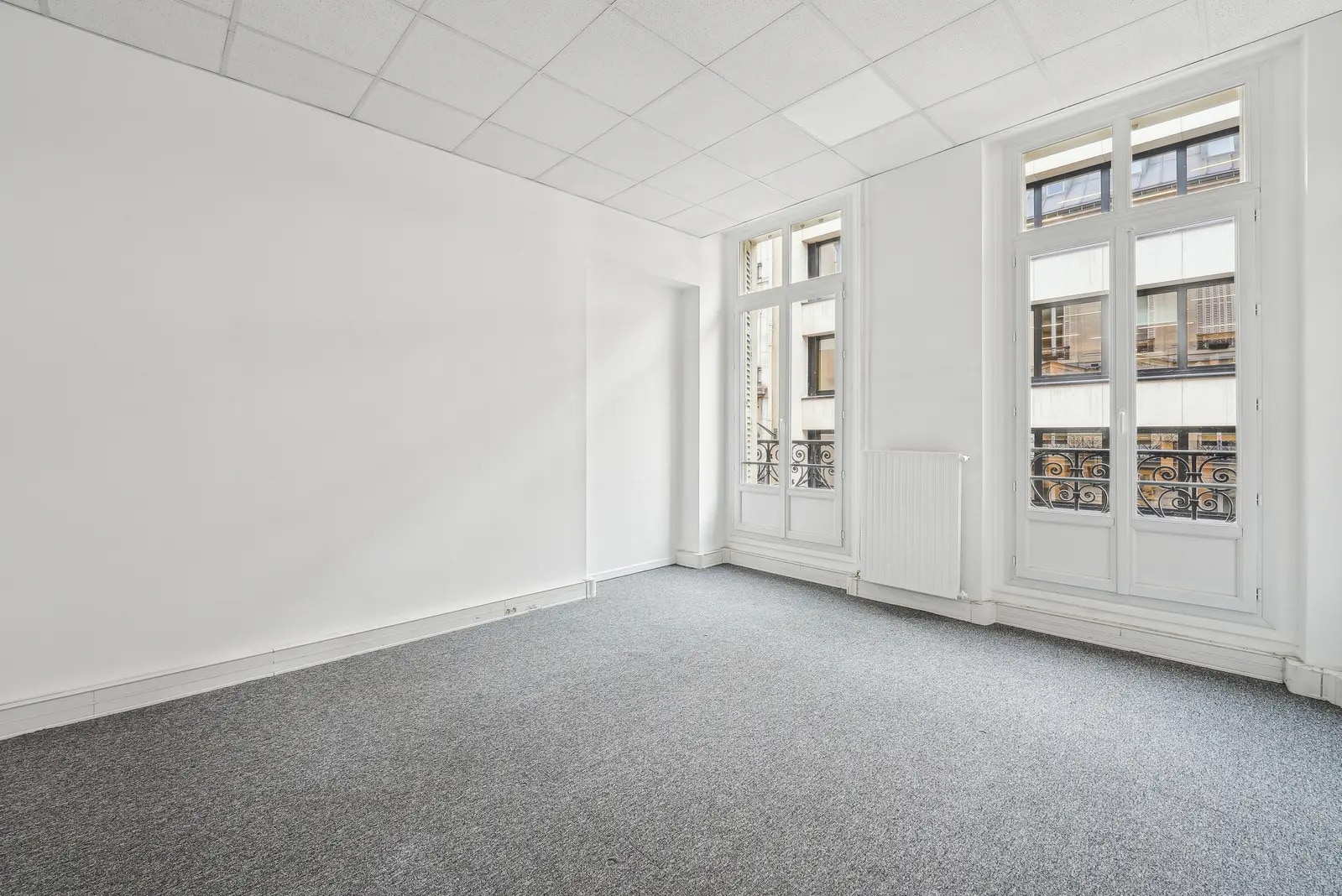 10 Rue De Monceau, Paris for lease Building Photo- Image 1 of 17