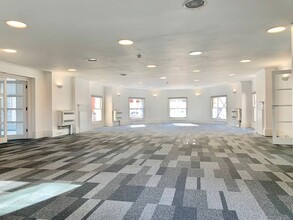 1-7A The Square, Richmond for lease Interior Photo- Image 2 of 4