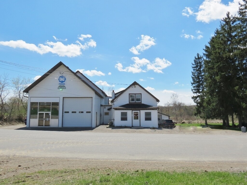 498 Factory Rd, Strykersville, NY for sale Primary Photo- Image 1 of 1